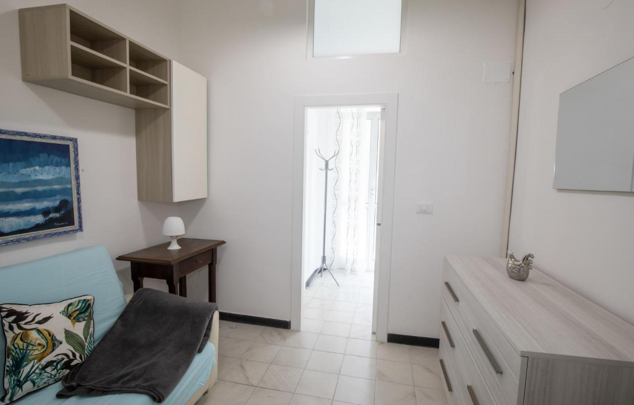 Via Manzoni Apartman Savona Kültér fotó